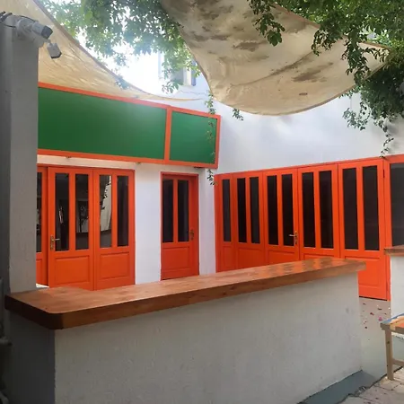 The Cranberries אכסניה