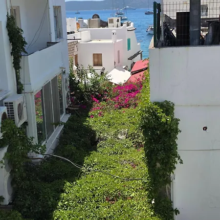 The Cranberries Hostal Bodrum